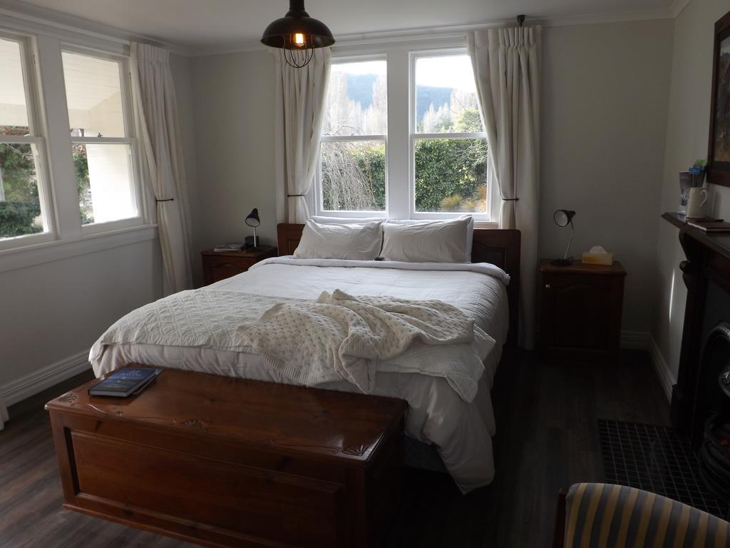 Karetu Downs Farm Stay Hawarden Extérieur photo